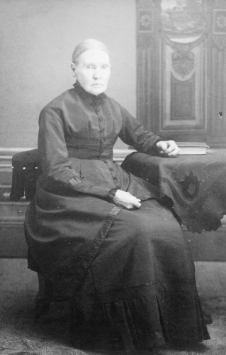 Roxanna Ware 1814-1889
wife of Joel Thomas Hendrick